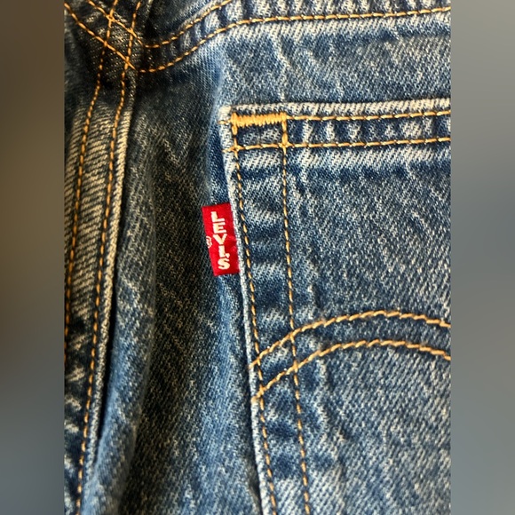 Levi’s Wedgie Slim Straight Ripped Jeans - Picture 13 of 14